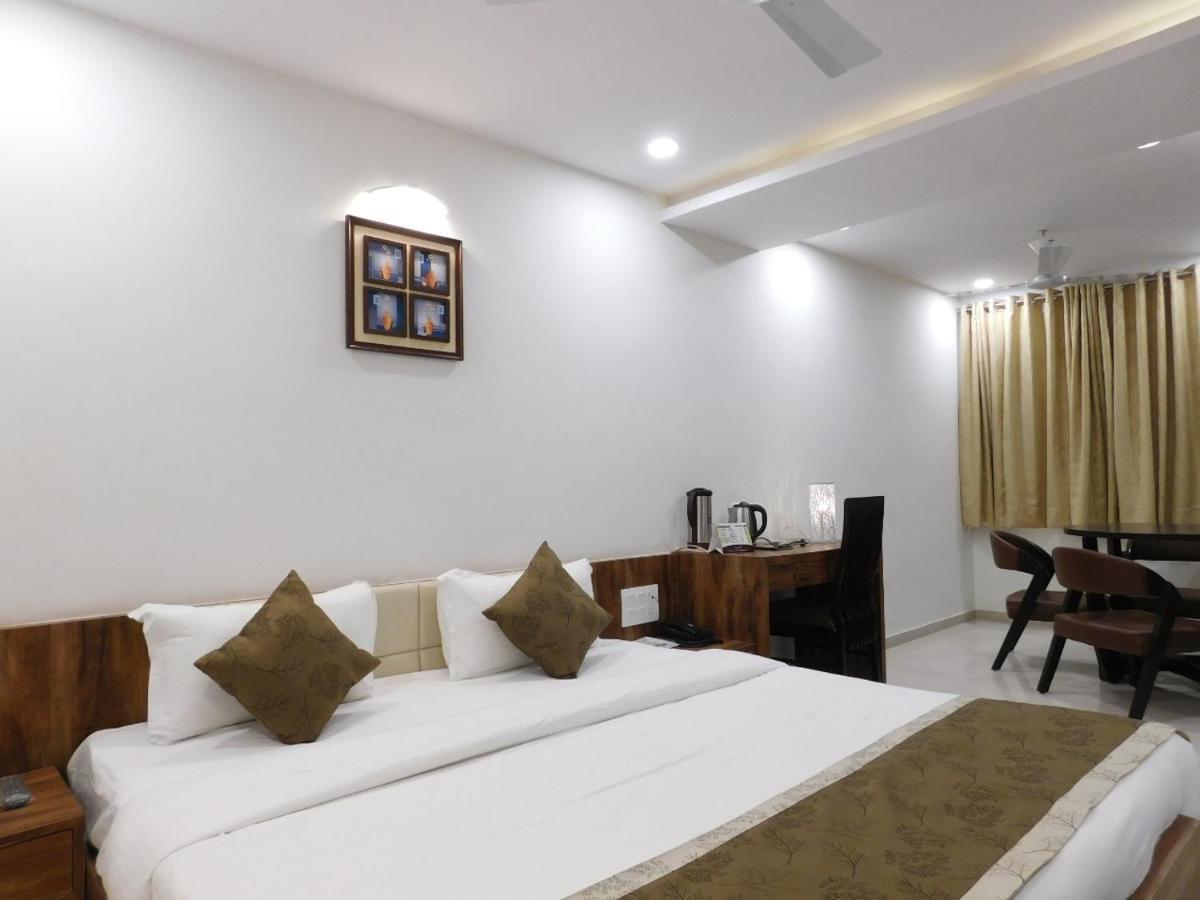 Hotel Shiva Club And Resort Mundra Exteriér fotografie