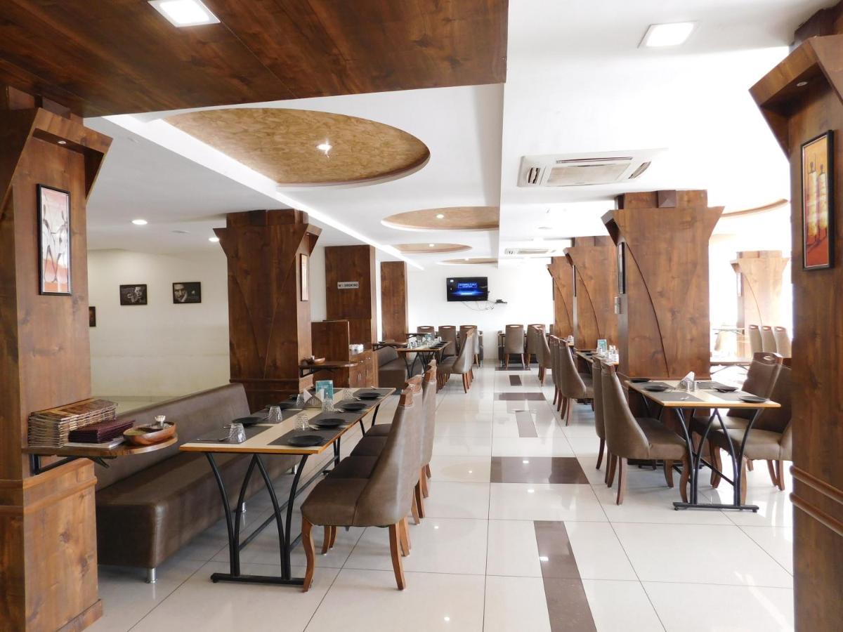 Hotel Shiva Club And Resort Mundra Exteriér fotografie